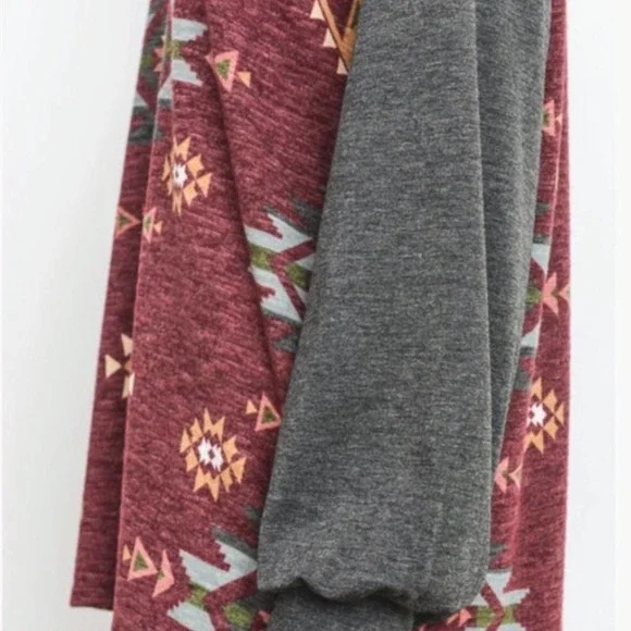 First Love Bohemian Aztec Ethnic Print Long Sleeve Shirt Puff Sleeves NWT Large - Picture 12 of 12